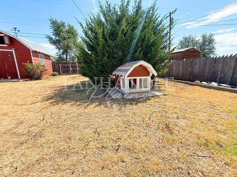 528 Hazel St — Photo 29