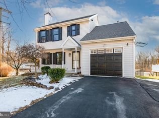 4290 Hunters Run Blvd, Reading, PA 19606