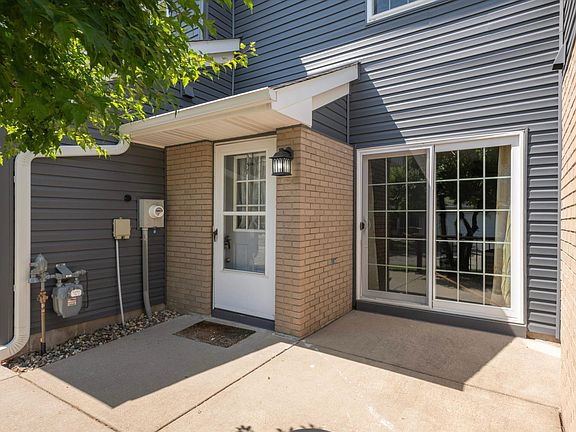 5th image of 1830 Donegal Dr APT 11