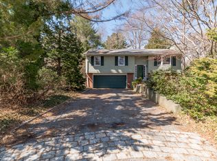 5 Victoria Rd, Manchester, MA 01944