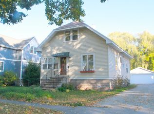 421 S Jackson St, Green Bay, WI 54301