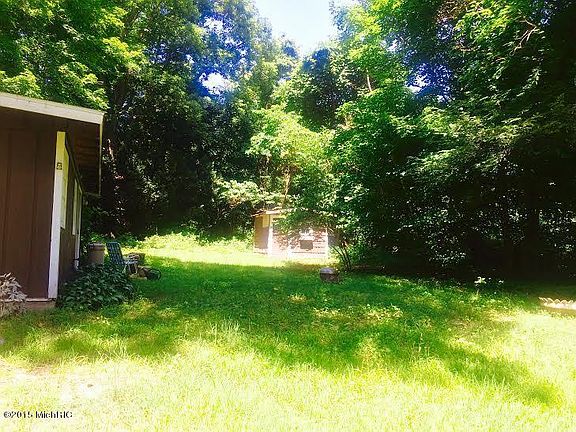 3rd image of 95817 Wildwood Dr