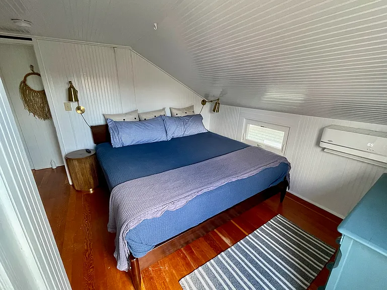 110 Taylor Ave — Photo 6