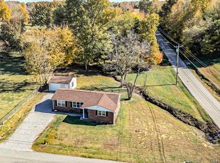 10570 Jefferson St, Whitesville, KY