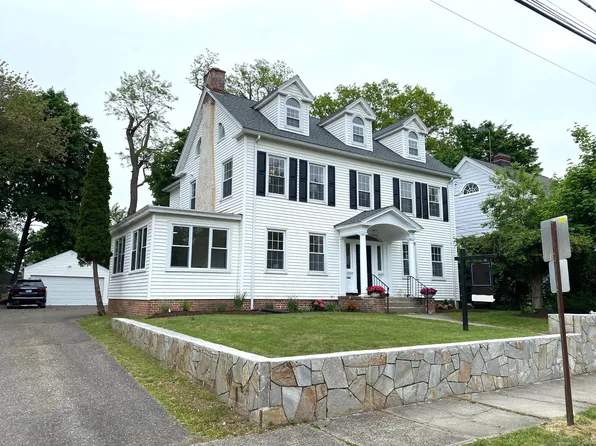 1010 Laurel Avenue, Bridgeport, CT 06604
