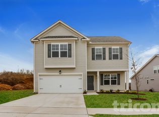 402 Porterfield Dr, Youngsville, NC 27596