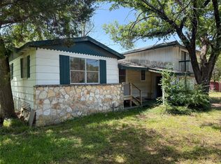 116 5th St, Whitney, TX 76692