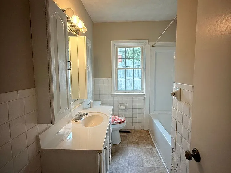 112 Bellevue Dr — Photo 6