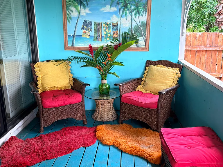 Relax,outside primary bedroom