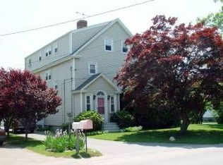 316 Forest Ave, Middletown, RI 02842