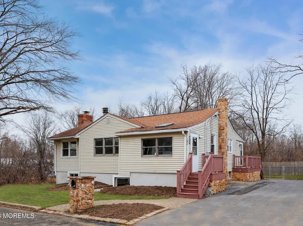 186 Van Cleaf Lane, Cliffwood, NJ 07721