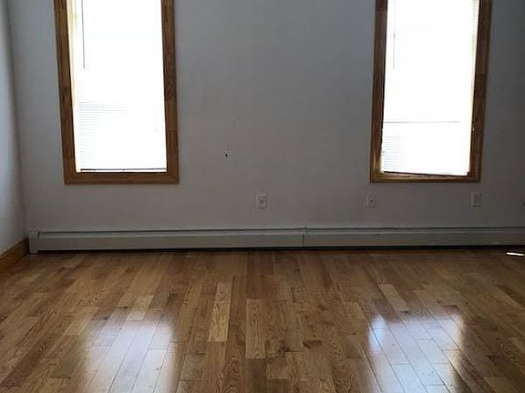 2nd image of 2578 Bedford Ave #2