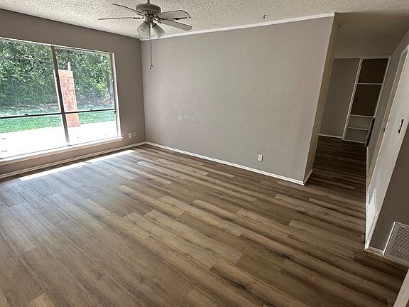 2nd image of 8331 Glen Mont Dr