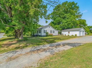 7801 Karnes Dr, Corryton, TN 37721