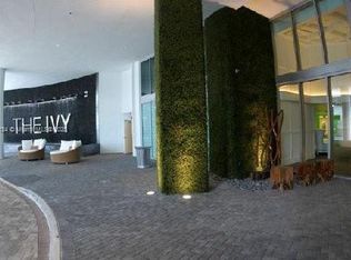 Ivy Condo, Miami, FL 33130