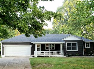 626 S Locust St, Wayland, MI 49348