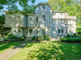 29 Valley Rd, Bronxville, NY 10708