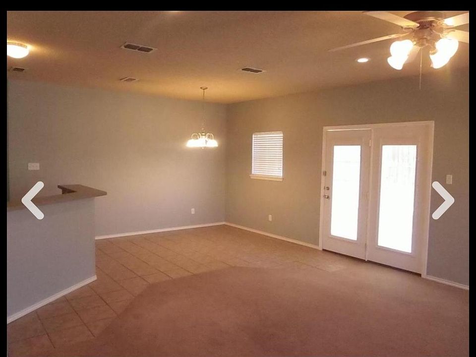 1st image of 4417 106th St Unit B