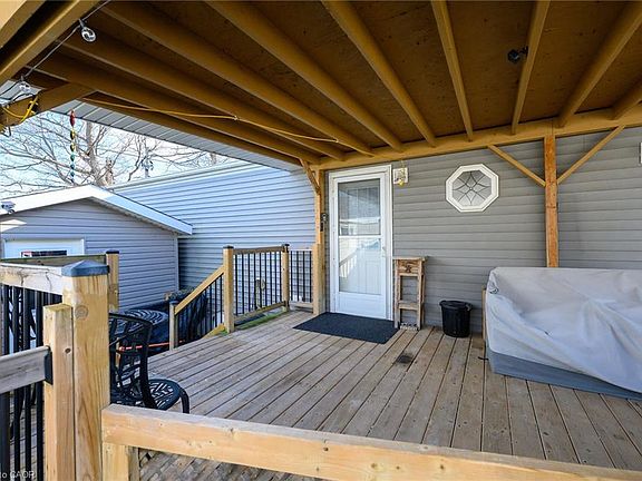 5th image of 4413 Timothy Ln