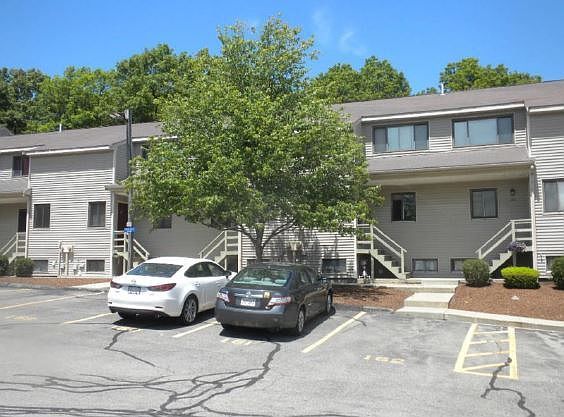 1st image of 160 Highwood Dr