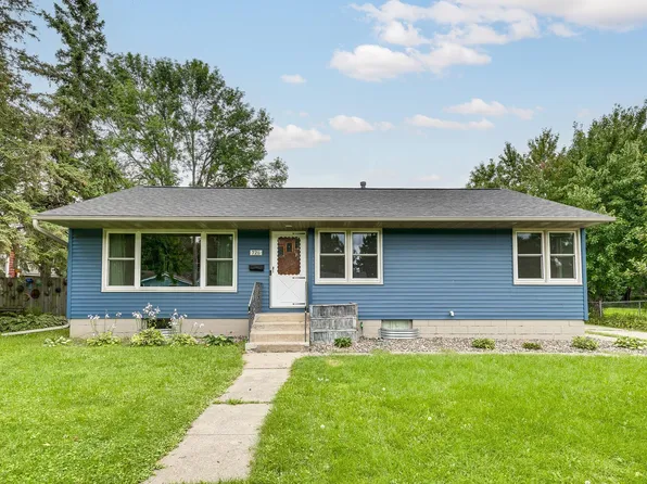 726 7th St W, Hastings, MN 55033
