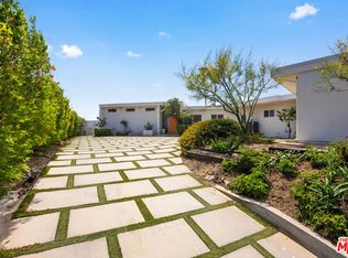 10418 Ormond St, Sunland, CA 91040