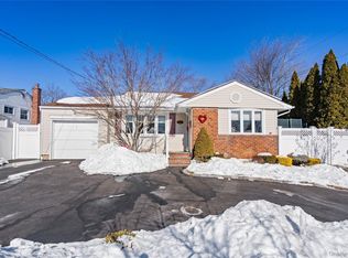 237 Linden Street, Massapequa Park, NY 11762