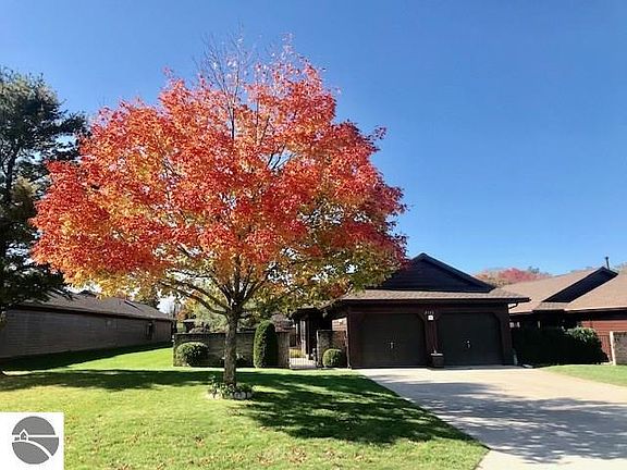 2nd image of 2171 Hammond Place Ctr