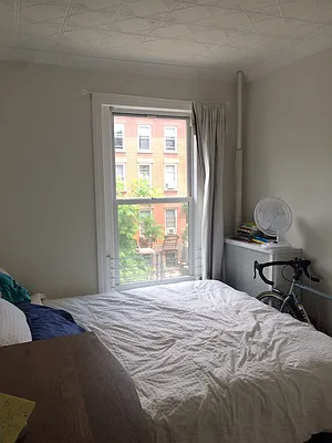 Rented by Realty Collective | media 11