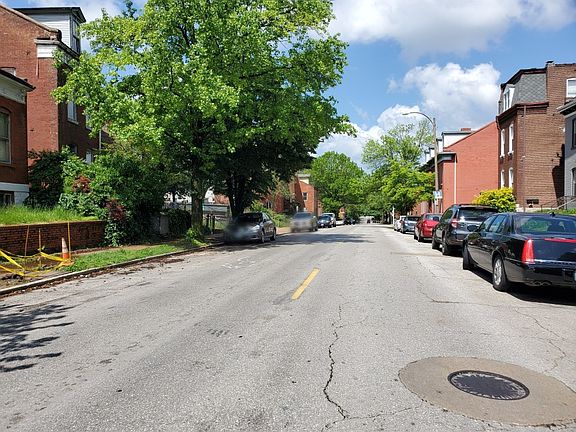 5th image of 1914 Arsenal St