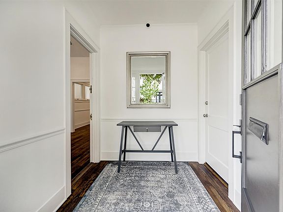 2nd image of 303 W Clay St #1