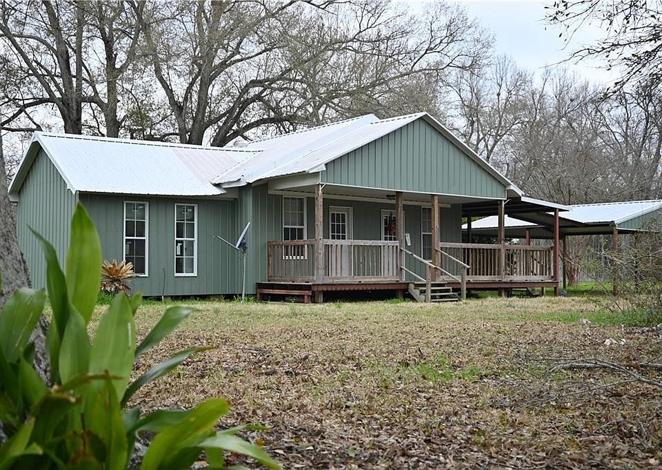 1st image of 564 Schexnyder Rd