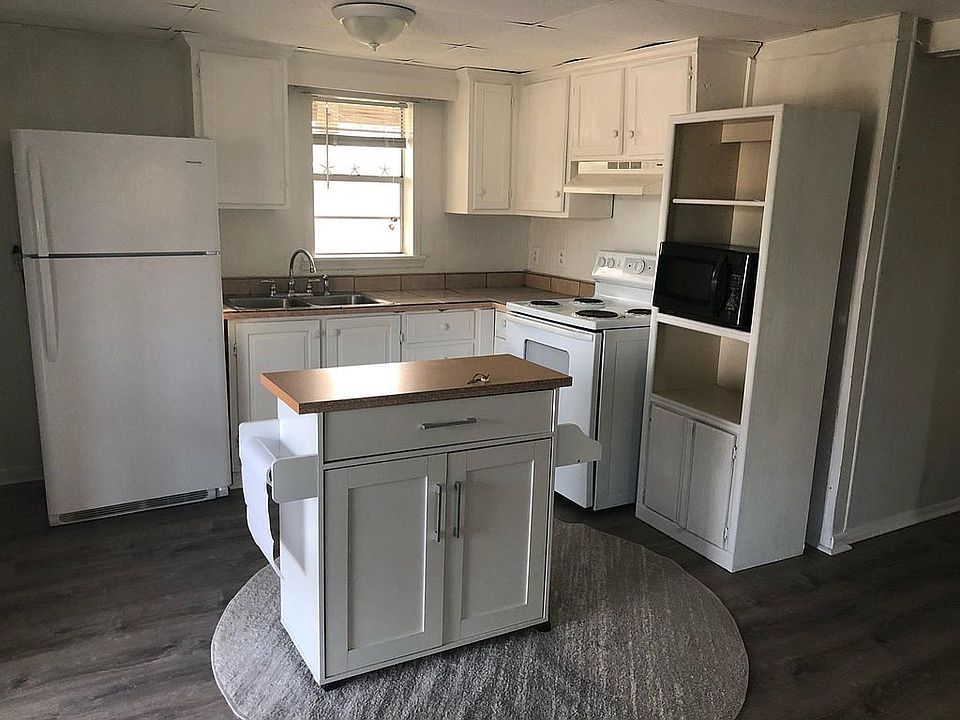1st image of 1023 N Fletcher Ave