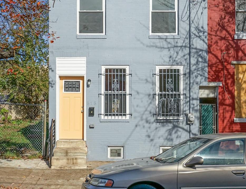 1st image of 515 McKean St