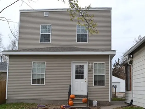 1410 W 12th St, Davenport, IA 52804