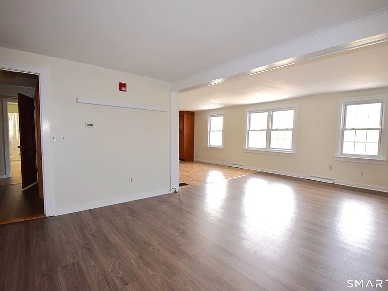 1129 E Route 169 — Photo 14