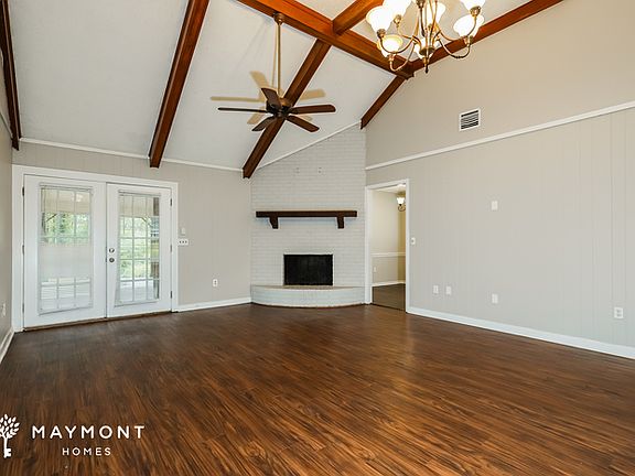 3rd image of 4725 Satinwood Rd