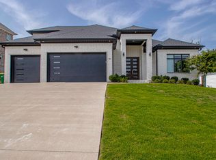99 Clervaux Dr, Little Rock, AR 72223