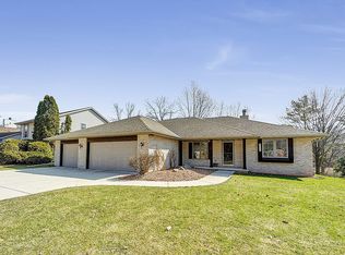 2131 S Point Rd, Green Bay, WI 54313