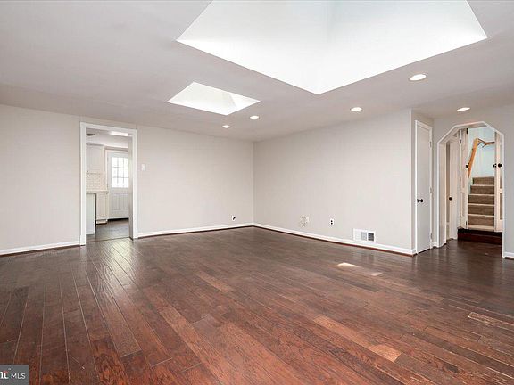 5th image of 605 Echo Cove Dr
