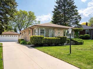 3931 Wilson Rd, Kenosha, WI 53142