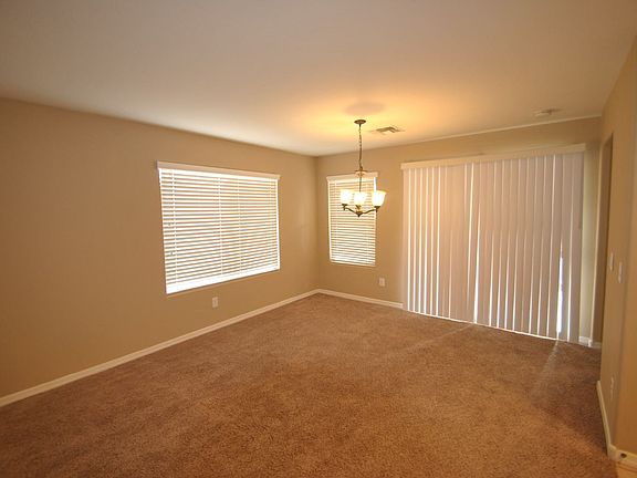 5th image of 32795 N Quarry Hills Dr