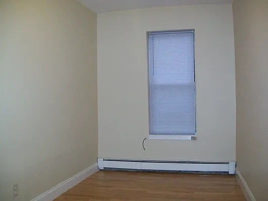 Rented by BuySell Real Estate Inc | media 45