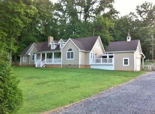 1071 Bedford Lake Dr, Bedford, VA 24523