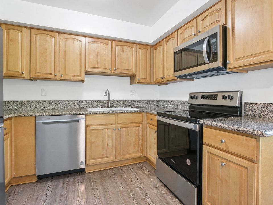 1st image of 2665 31st St APT 4
