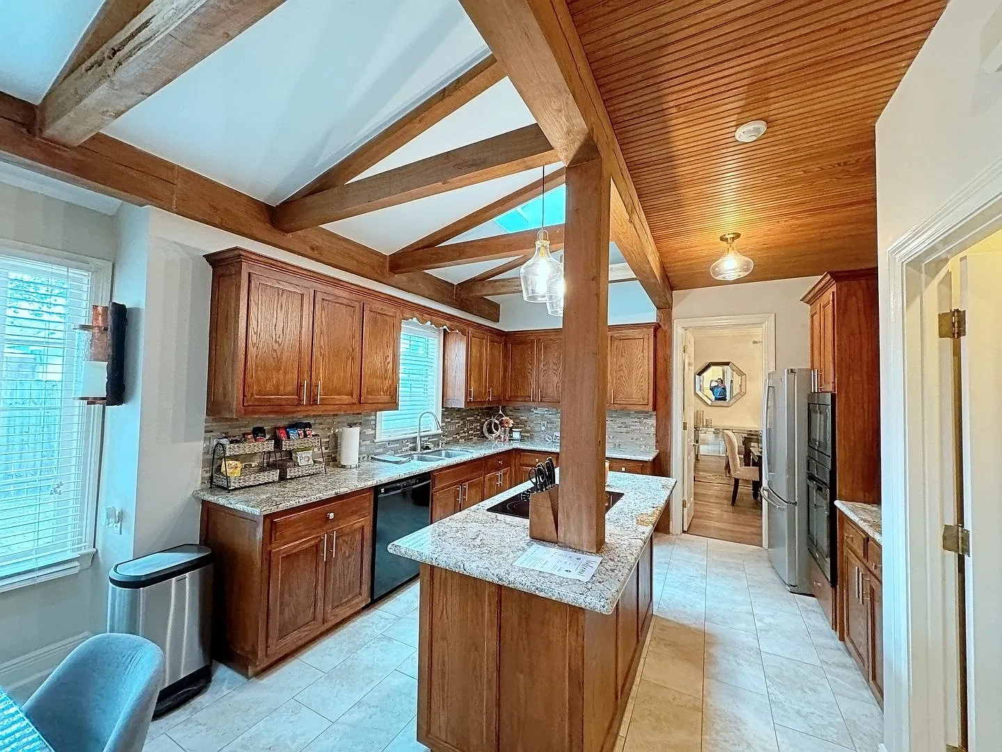 Beautiful Furnished home off Perkins Rd | Available Feb 2027! — Photo 3