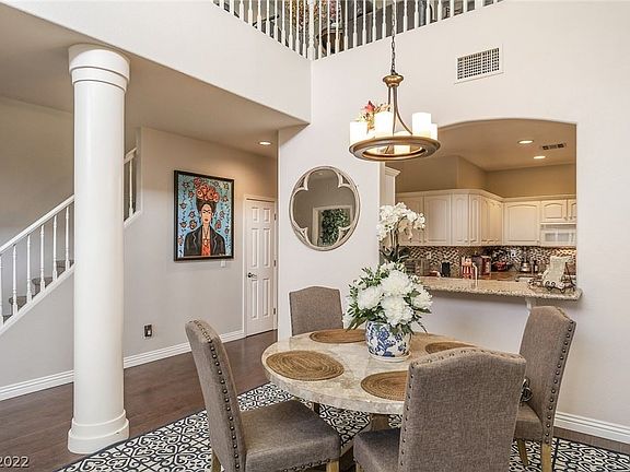 5th image of 9108 Vista Greens Way Unit 102