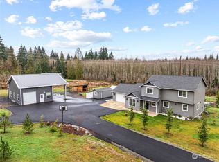 145 Silver Lake Acres, Castle Rock, WA 98611