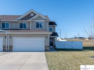 7802 S 24th St, Bellevue, NE 68147