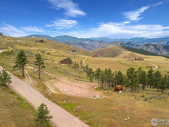 3rd image of 7 Meadow Mountain Dr